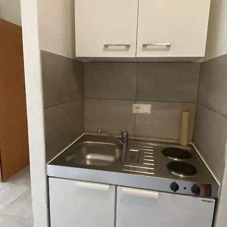 1-zimmerwohnung Naehe Innenstadt شقة كارلسروه