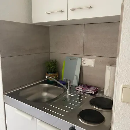 1-zimmerwohnung Naehe Innenstadt شقة